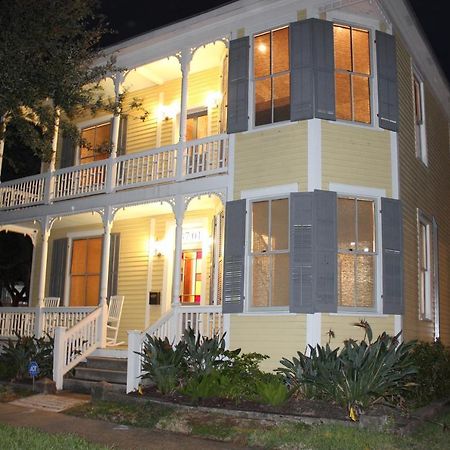 Historic 1899 Home For Summer Galveston Eksteriør bilde